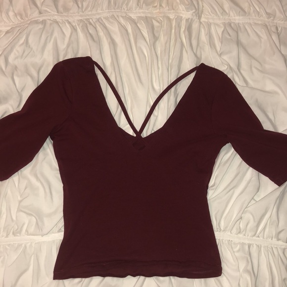 Cross back burgundy half sleeve - Picture 2 of 2